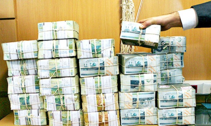 صف مخالفین طرح بانکداری جمهوری اسلامی ایران علی‌رغم تصویب کلیات