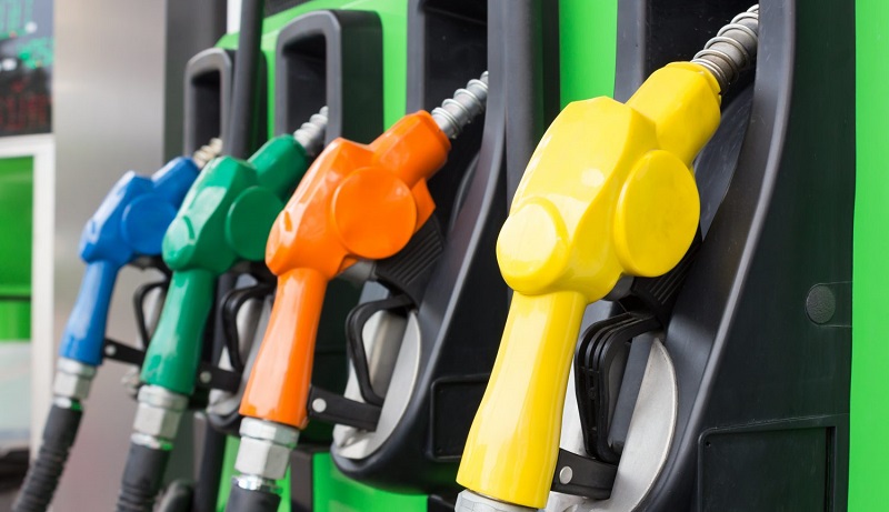 عامل اصلی افزایش قیمت بنزین دولت است یا مجلس؟